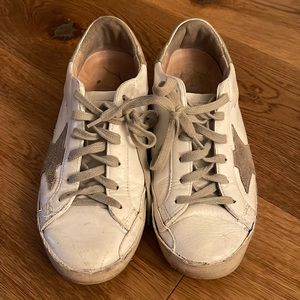 White Golden Goose sneakers!